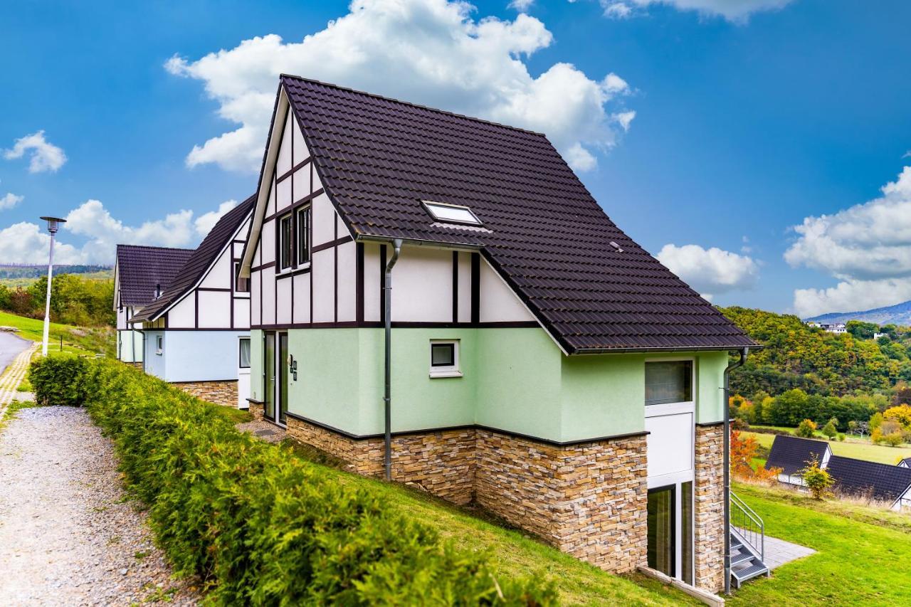 Dormio Resort Eifeler Tor Heimbach Exterior photo