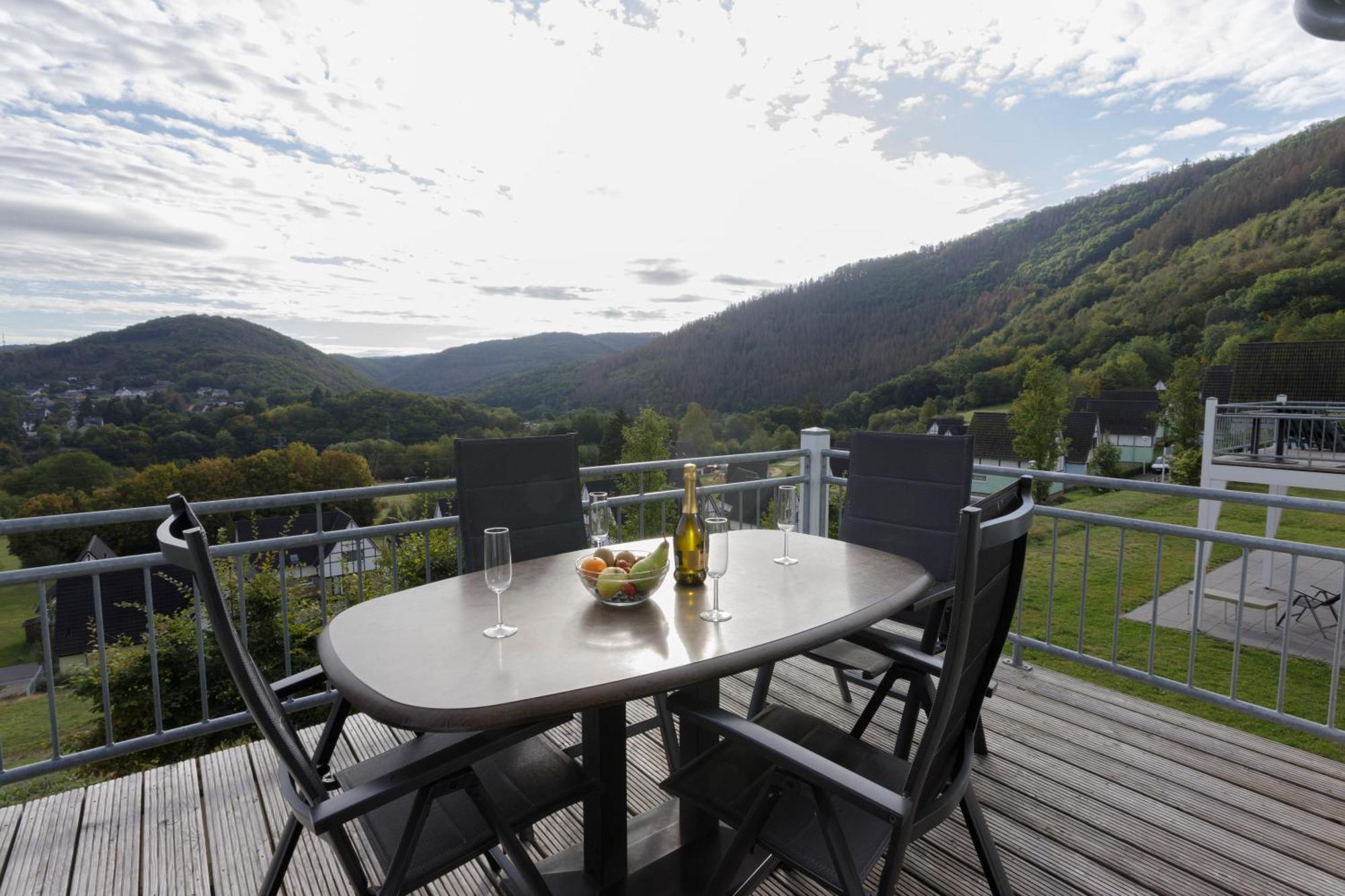 Dormio Resort Eifeler Tor Heimbach Room photo